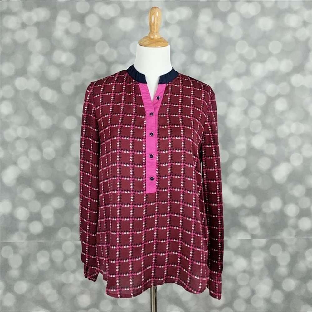 Maroon graphic top